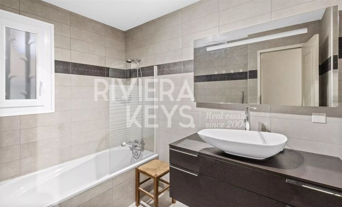 Image No.29-5 Bed House for sale