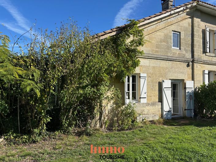 Image No.2-6 Bed House for sale