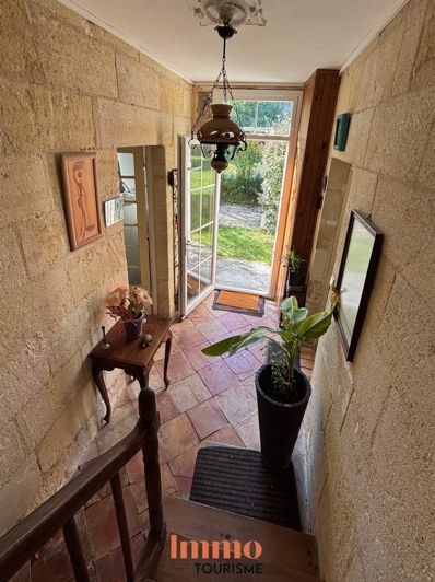 Image No.7-6 Bed House for sale