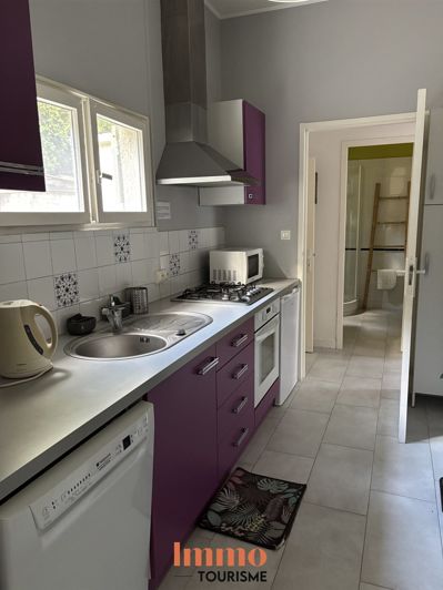 Image No.21-15 Bed Property for sale