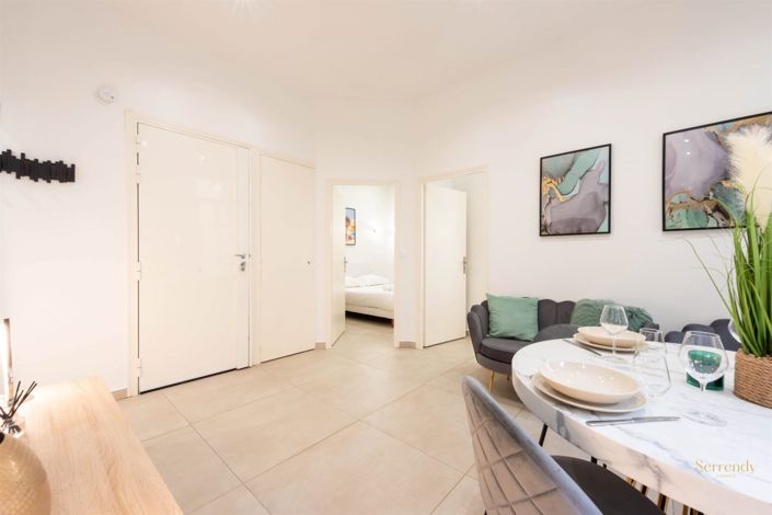 Image No.10-2 Bed Apartment for sale