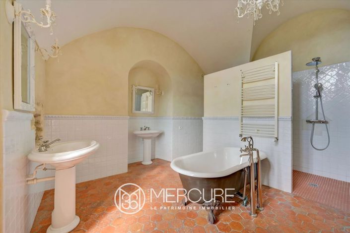 Image No.9-Propriété de 5 chambres à vendre à La Roque-sur-Pernes