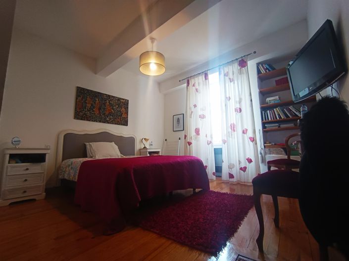 Image No.13-3 Bed House for sale