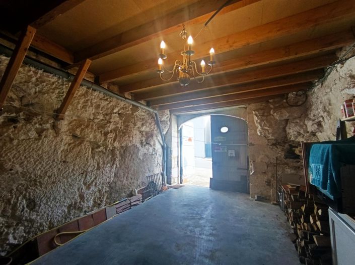 Image No.21-3 Bed House for sale