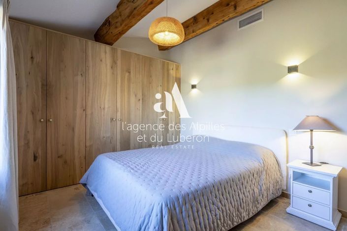 Image No.20-6 Bed House for sale