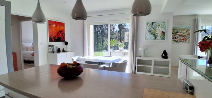Image No.7-3 Bed Property for sale
