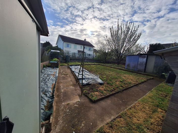 Image No.18-3 Bed House for sale
