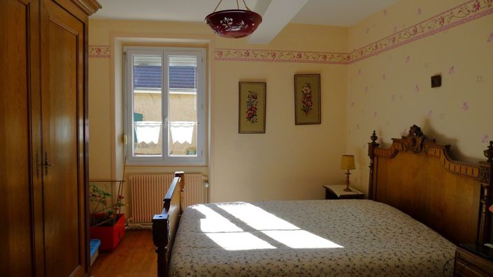 Image No.22-5 Bed House for sale