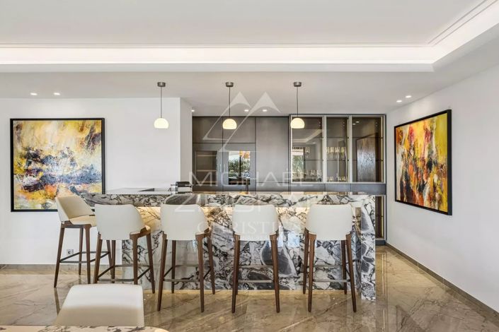 Image No.8-5 Bed Apartment for sale