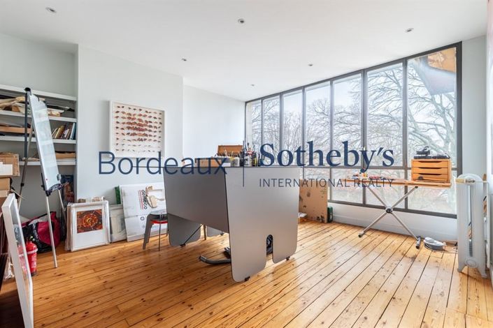 Image No.15-5 Bed House for sale