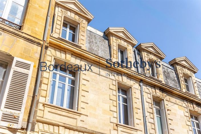 Image No.3-5 Bed House for sale