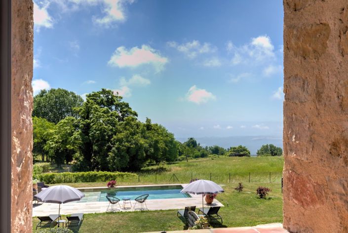 Image No.16-5 Bed House for sale