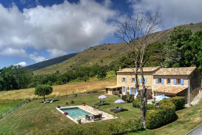 Image No.25-5 Bed House for sale
