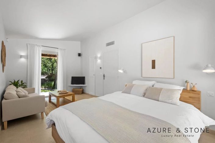 Image No.23-5 Bed House for sale