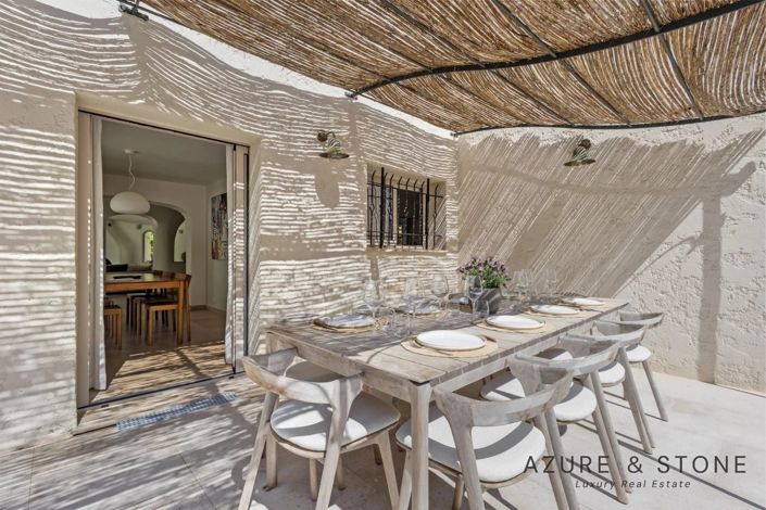 Image No.7-5 Bed House for sale