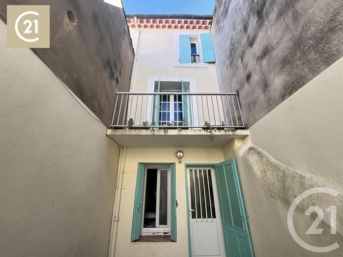 Image No.9-3 Bed House for sale