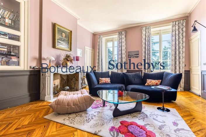Image No.6-5 Bed House for sale