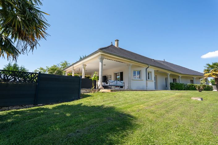 Image No.3-3 Bed Property for sale