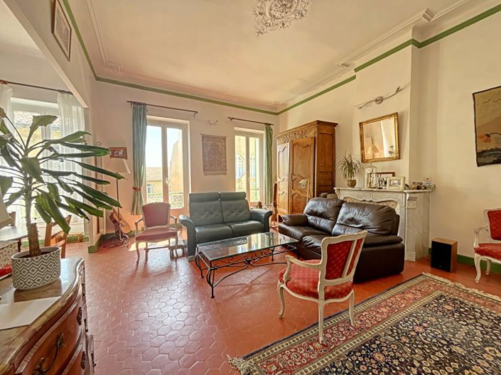 Image No.4-6 Bed House for sale