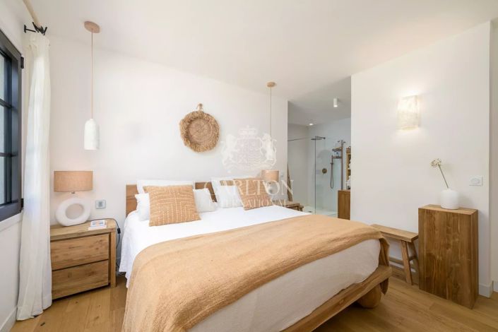 Image No.16-4 Bed House for sale