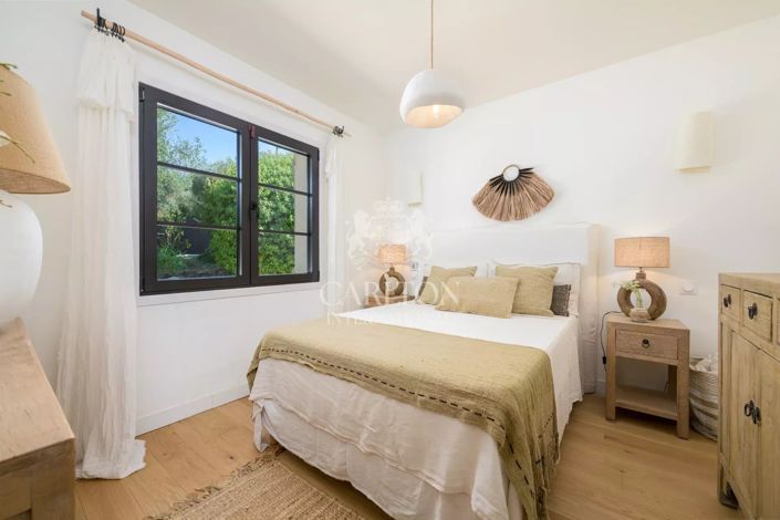 Image No.21-4 Bed House for sale