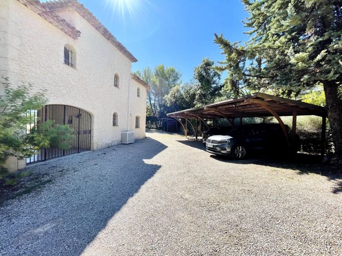 Image No.15-4 Bed House for sale