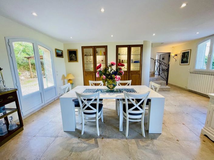 Image No.4-4 Bed House for sale