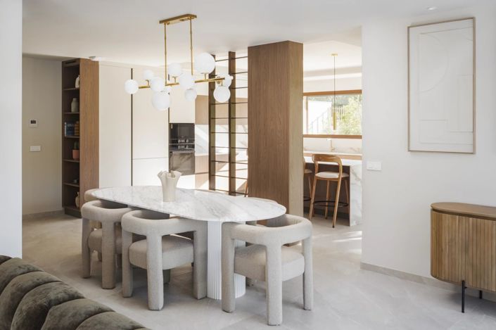 Image No.5-4 Bed House for sale