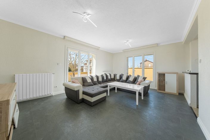 Image No.4-4 Bed House for sale