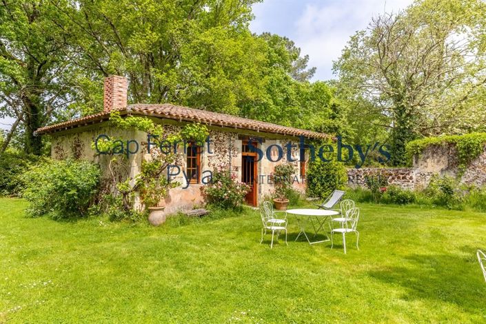 Image No.5-Propriété de 5 chambres à vendre à Ares