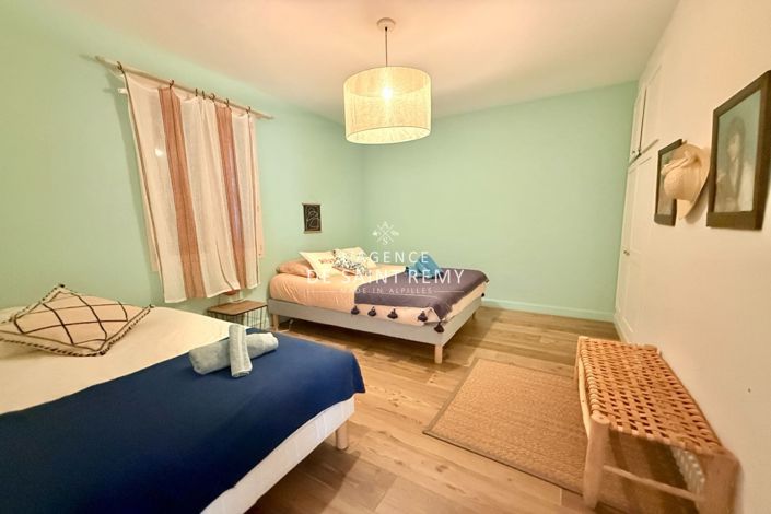 Image No.11-4 Bed House for sale