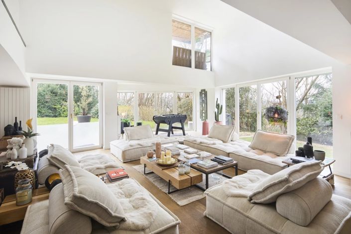 Image No.2-4 Bed House for sale