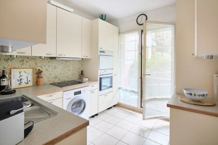 Image No.13-3 Bed Apartment for sale