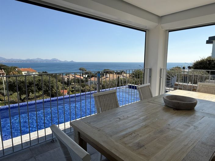 Image No.2-5 Bed House for sale