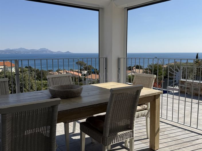Image No.4-5 Bed House for sale