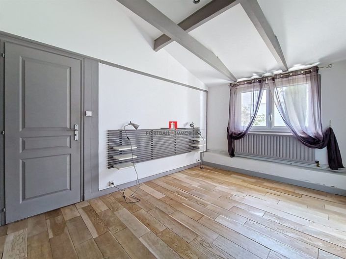 Image No.6-3 Bed House for sale