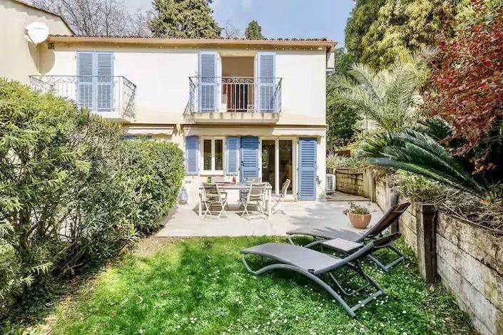 Image No.17-3 Bed House for sale