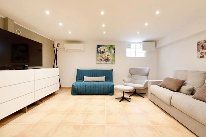 Image No.19-3 Bed House for sale
