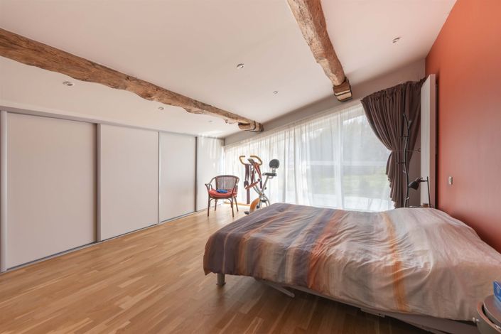 Image No.12-4 Bed House for sale
