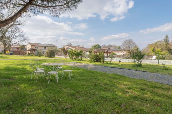 Image No.2-4 Bed House for sale