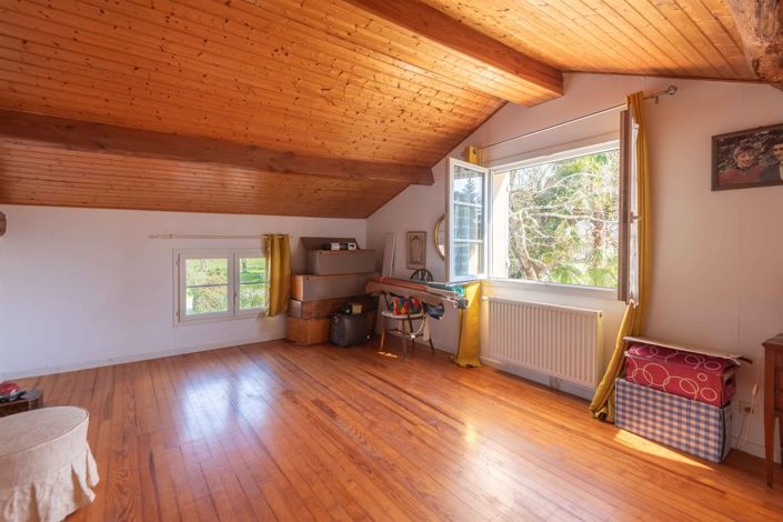 Image No.20-4 Bed House for sale