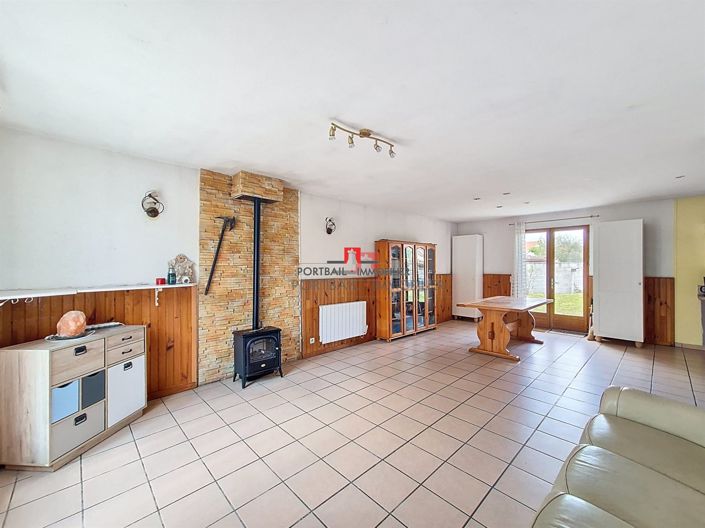 Image No.2-2 Bed House for sale