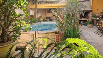 1 - Aigues-Mortes, House