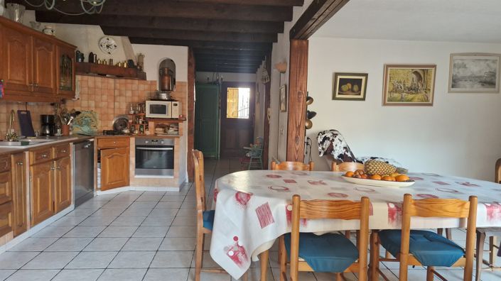 Image No.3-4 Bed House for sale