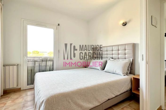 Image No.12-3 Bed Apartment for sale