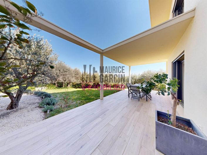 Image No.2-3 Bed Property for sale