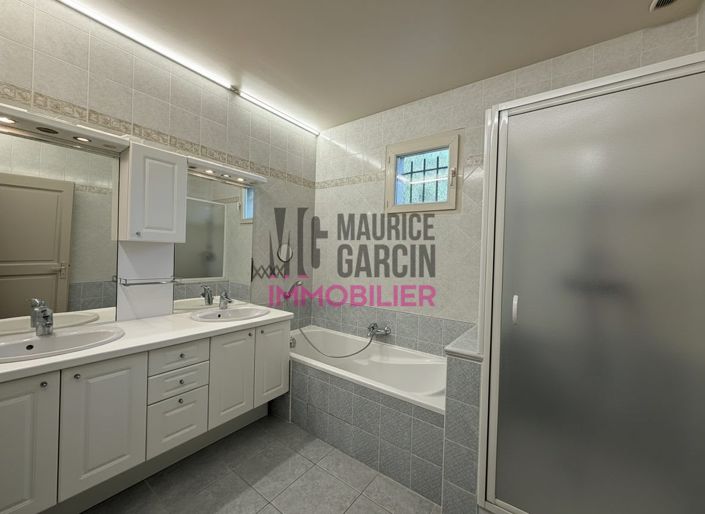 Image No.7-2 Bed House for sale