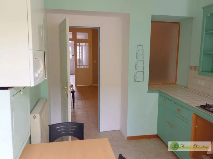 Image No.5-2 Bed House for sale
