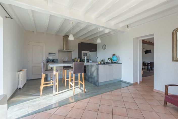 Image No.16-4 Bed House for sale