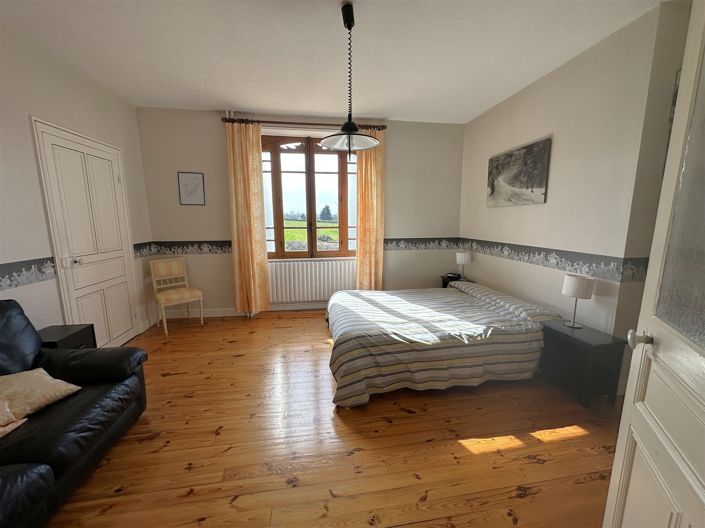 Image No.27-5 Bed House for sale